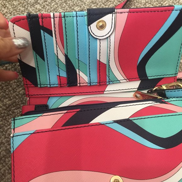 Trina Turk Gorgeous Crossbody - NWOT - Picture 7 of 8